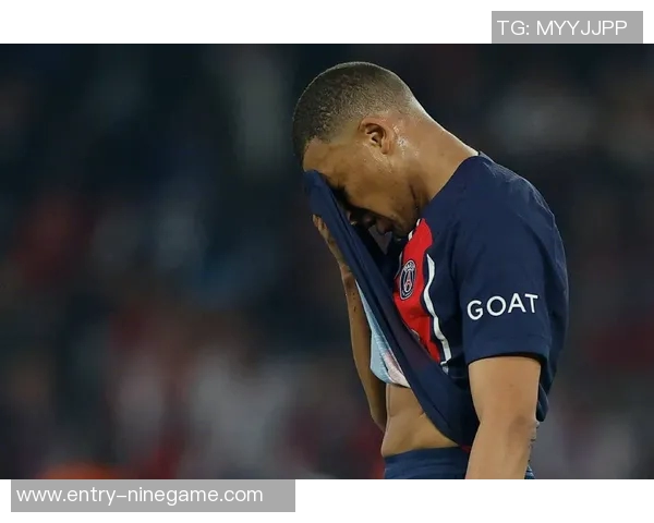 姆巴佩半场表现不佳数据惨淡仅有61评分错失多次进球机会令人失望