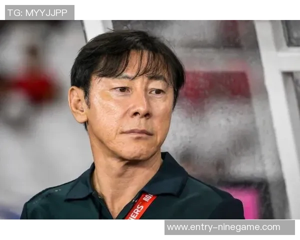 蔚山后卫揭露前主帅申台龙扇耳光事件引发热议球员不听指挥成焦点